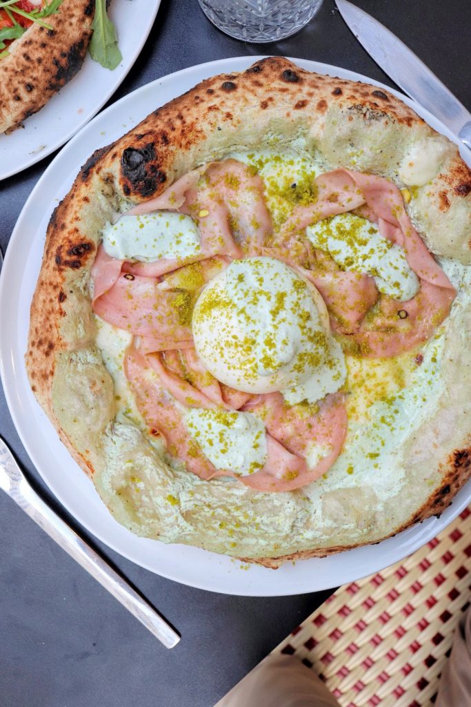 Mes meilleures pizzas de Paris Paris with Charlotte